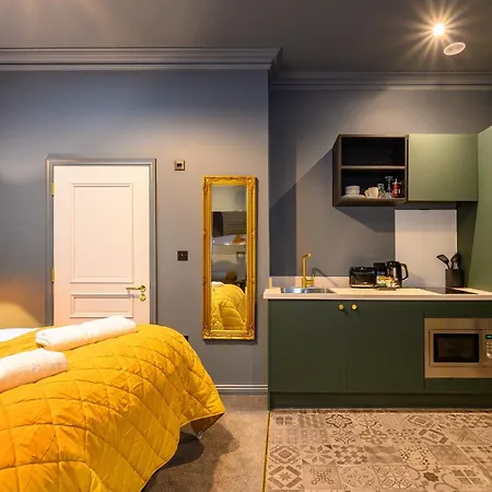 By Deuce 3* 해러게이트